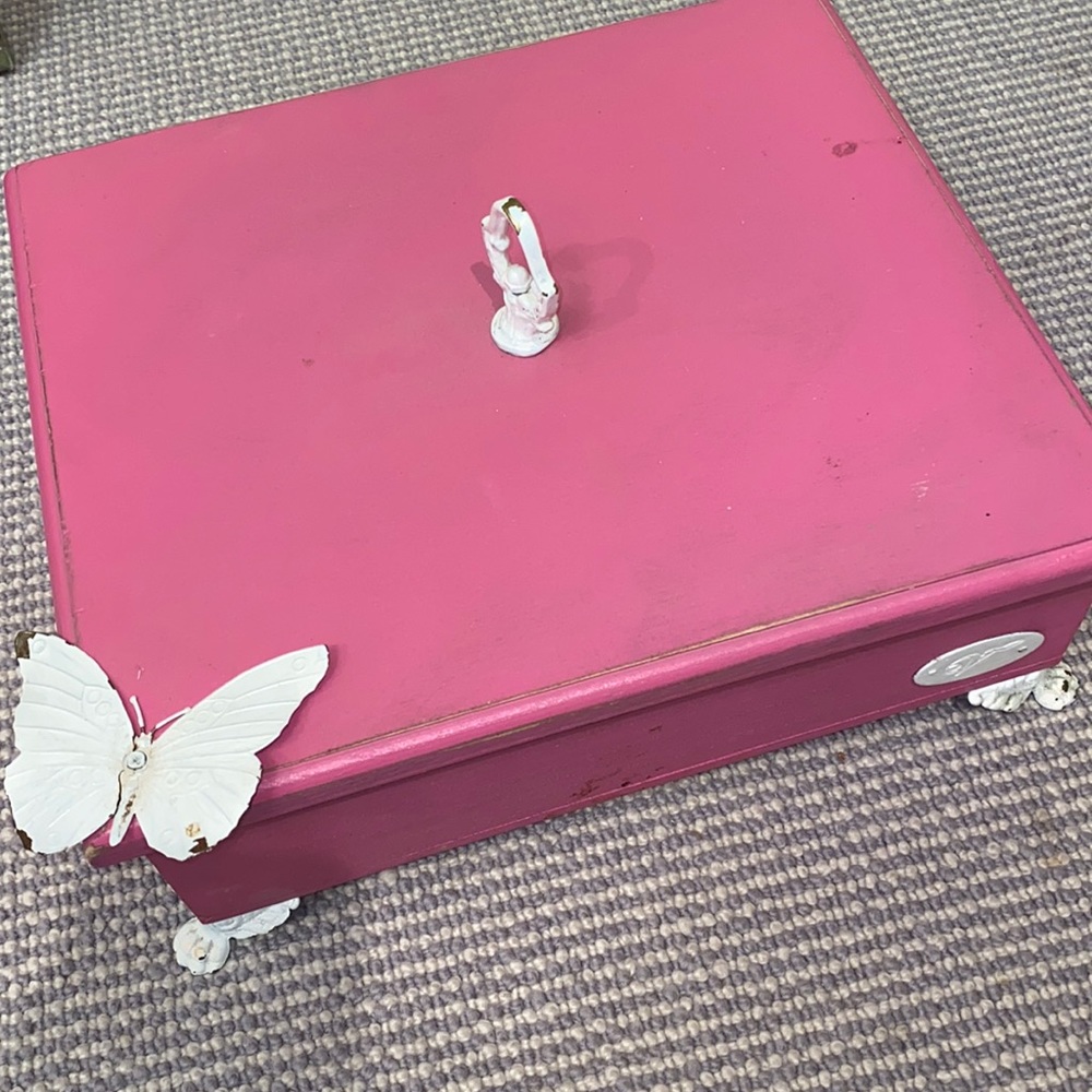 Vintage Jewelry Box